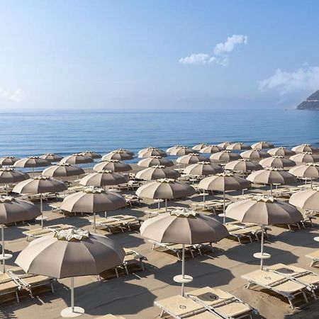 Grand Hotel Spiaggia Alassio Luaran gambar