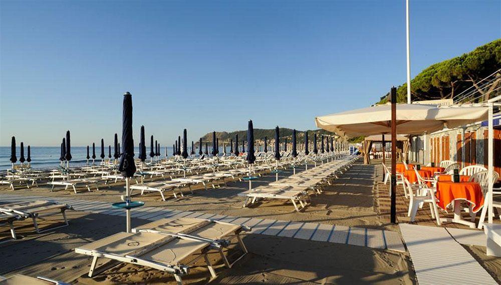 Grand Hotel Spiaggia Alassio Luaran gambar
