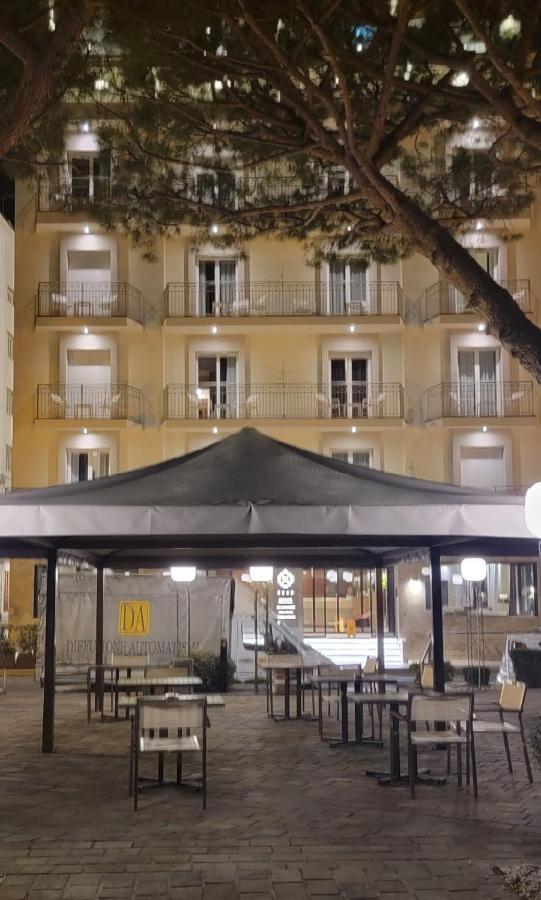 Grand Hotel Spiaggia Alassio Luaran gambar