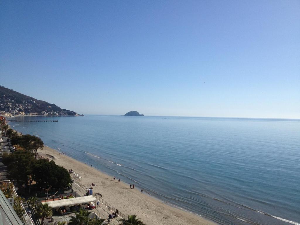 Grand Hotel Spiaggia Alassio Luaran gambar