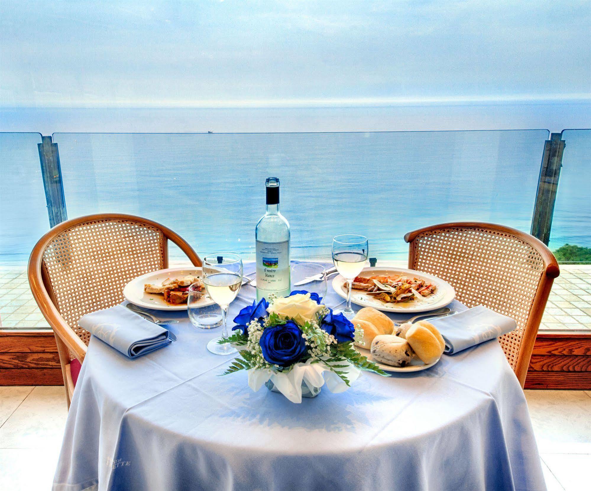Grand Hotel Spiaggia Alassio Luaran gambar