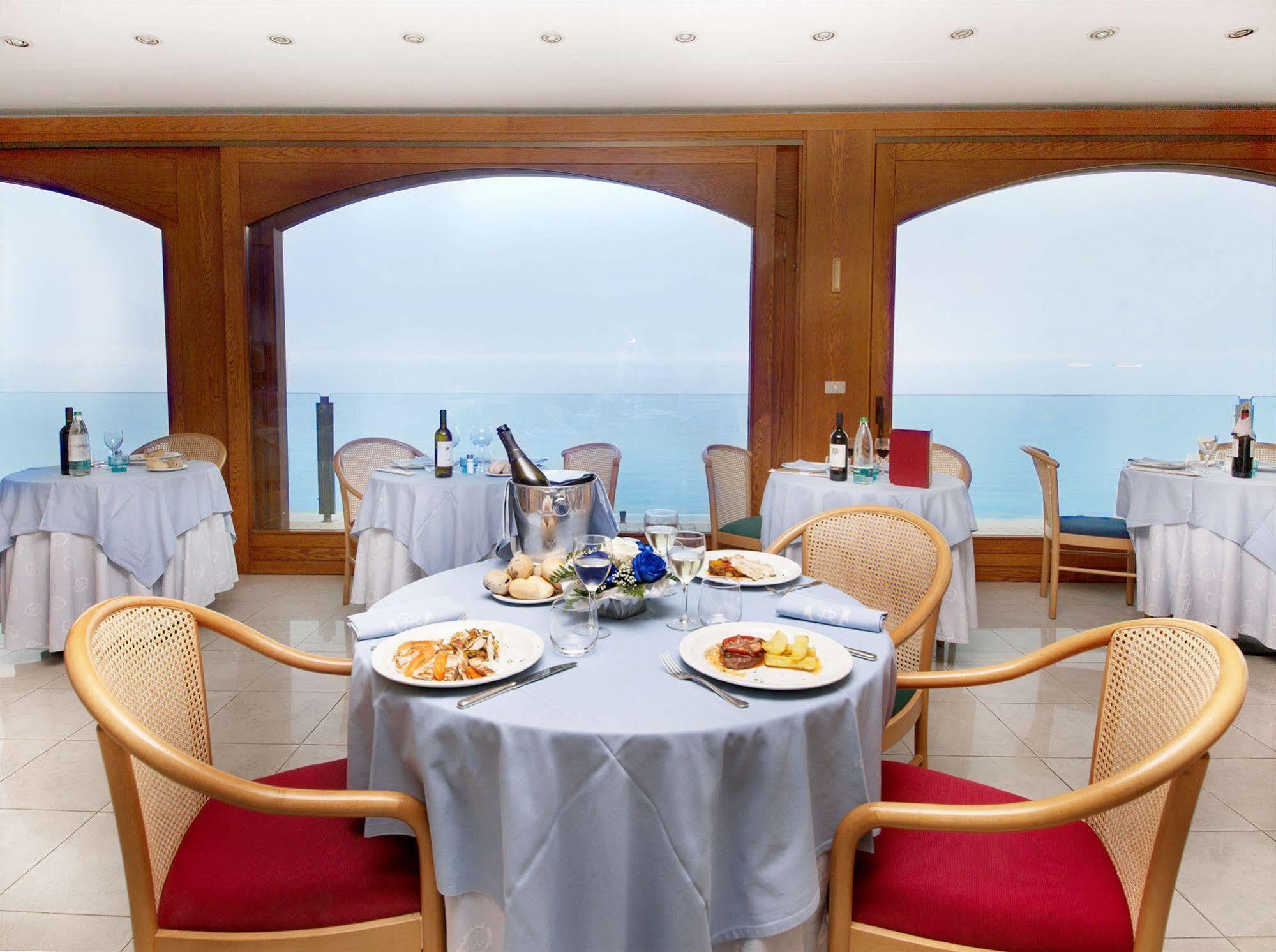 Grand Hotel Spiaggia Alassio Luaran gambar