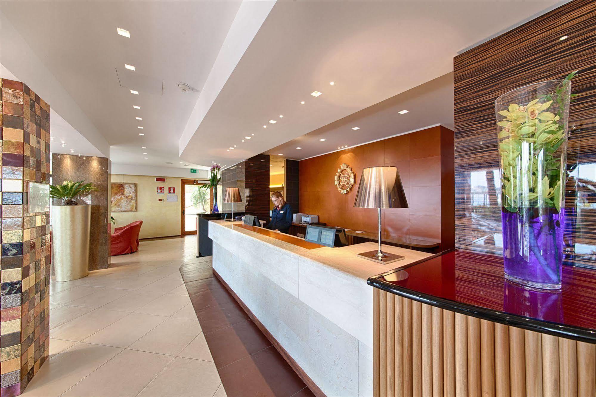 Grand Hotel Spiaggia Alassio Luaran gambar